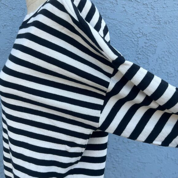 Banana Republic Women's Striped Sweater in Large Minimalist grunge - Picture 8 of 8